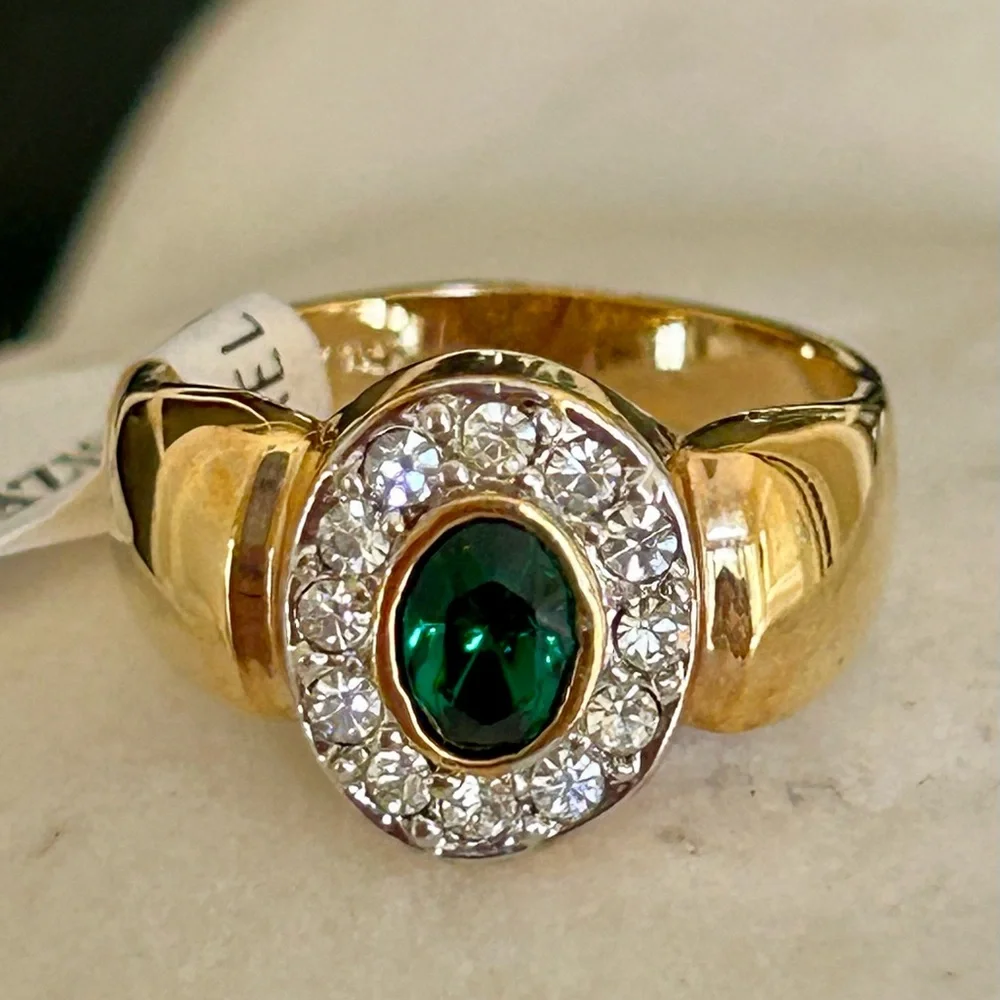 Swarovski Crystals 18K Gold Plated Vintage Designer Ring
